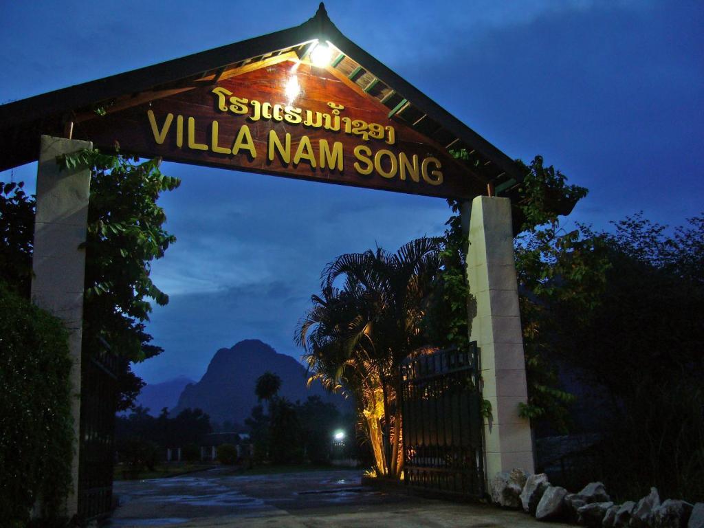 Villa Nam Song Vang Vieng Exterior photo