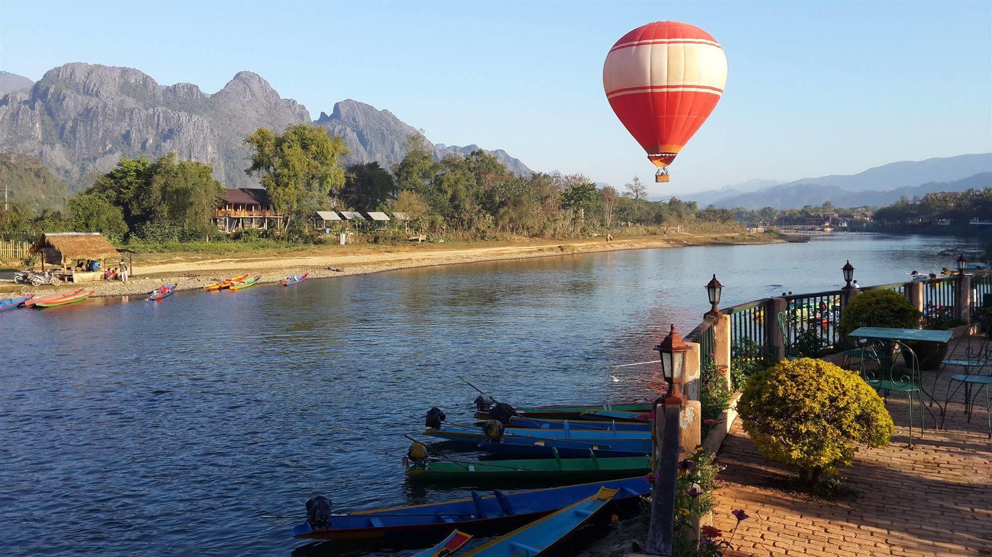 Villa Nam Song Vang Vieng Exterior photo